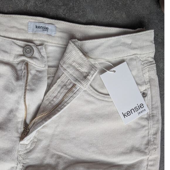 KENSIE Flare Pants High Rise Wide Leg Corduroy Cream Size 8/29 Flare 90s Y2K - Picture 3 of 8